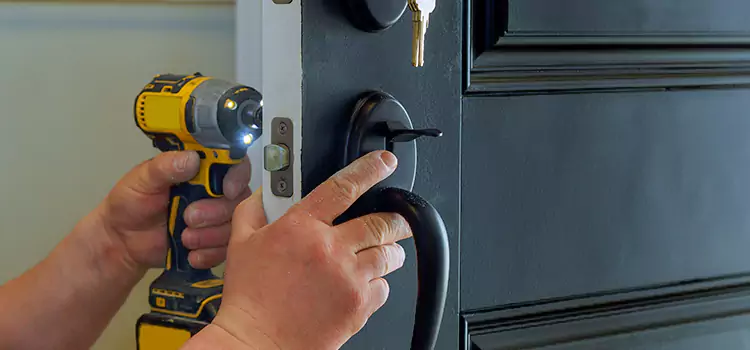Locksmith Emergency Service West Little River