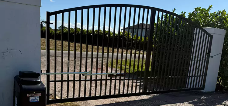 Driveway Fence Repair West Little River